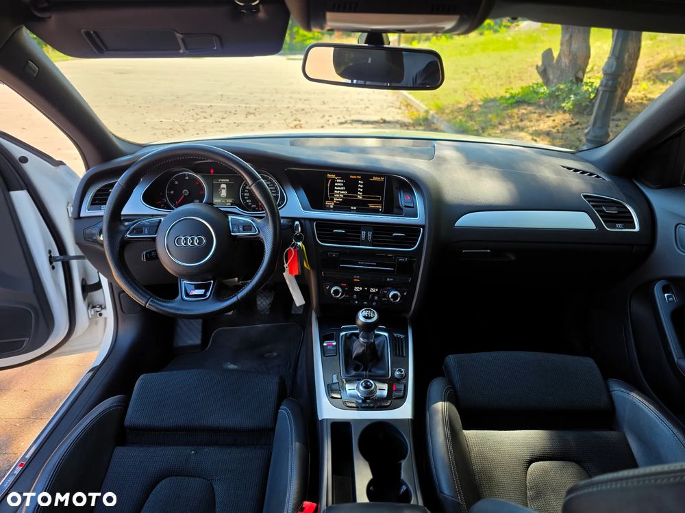 Audi A4 Avant 2.0 TDI DPF S line Sportpaket - 15