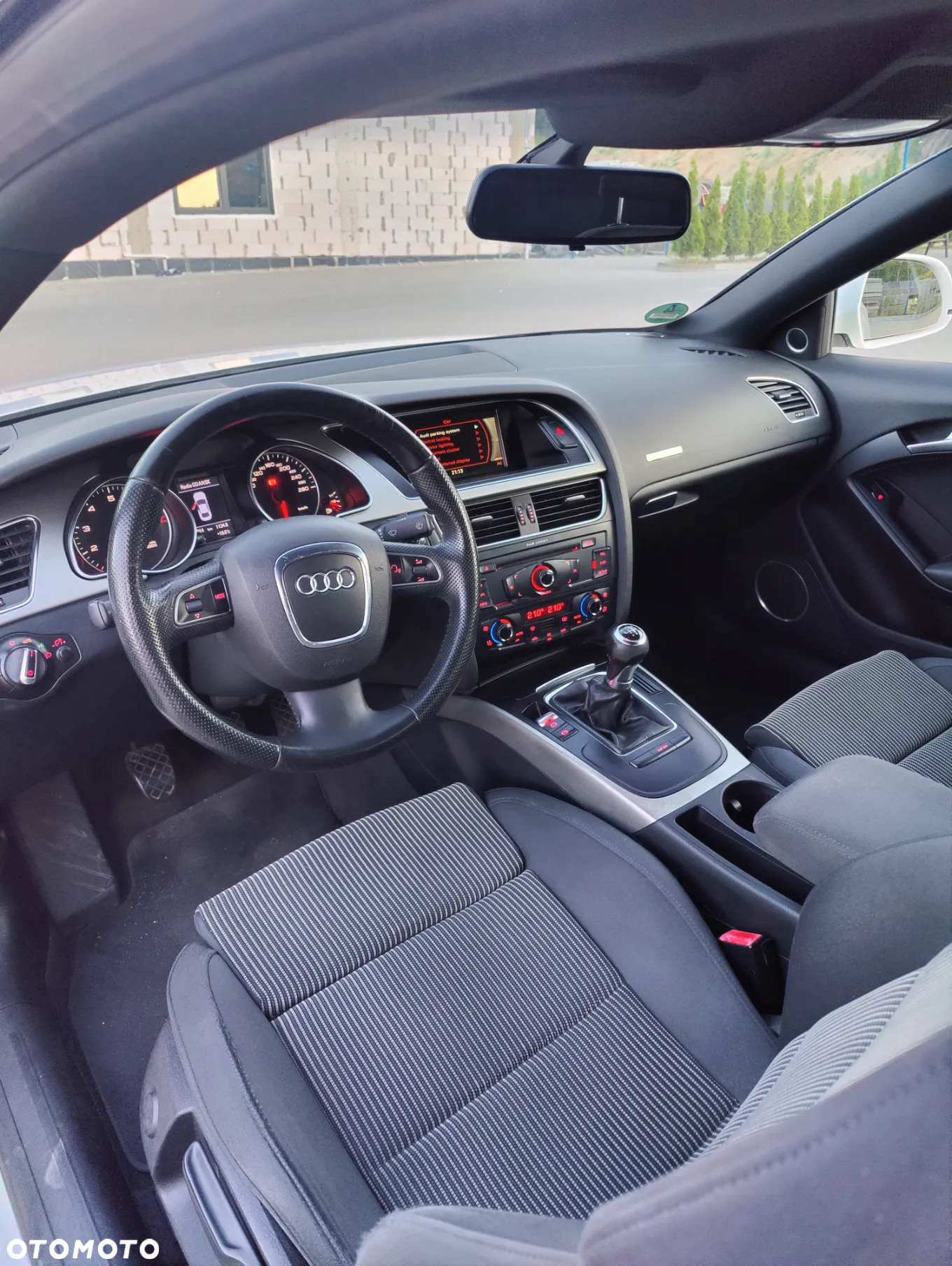 Audi A5 Coupe 2.0 TFSI - 12