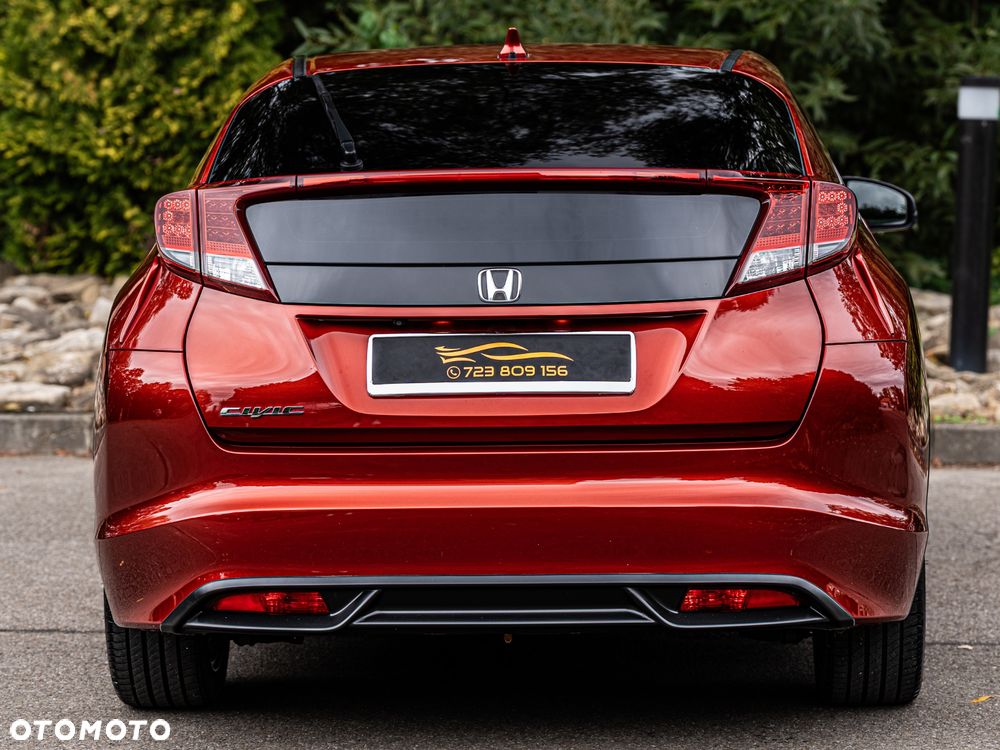Honda Civic 1.8 i-VTEC Sport - 18
