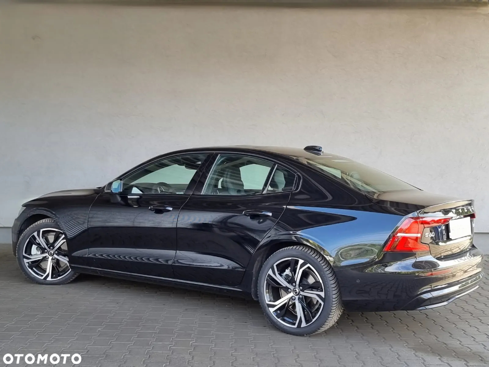 Volvo S60 B5 B AWD Ultimate Dark - 9