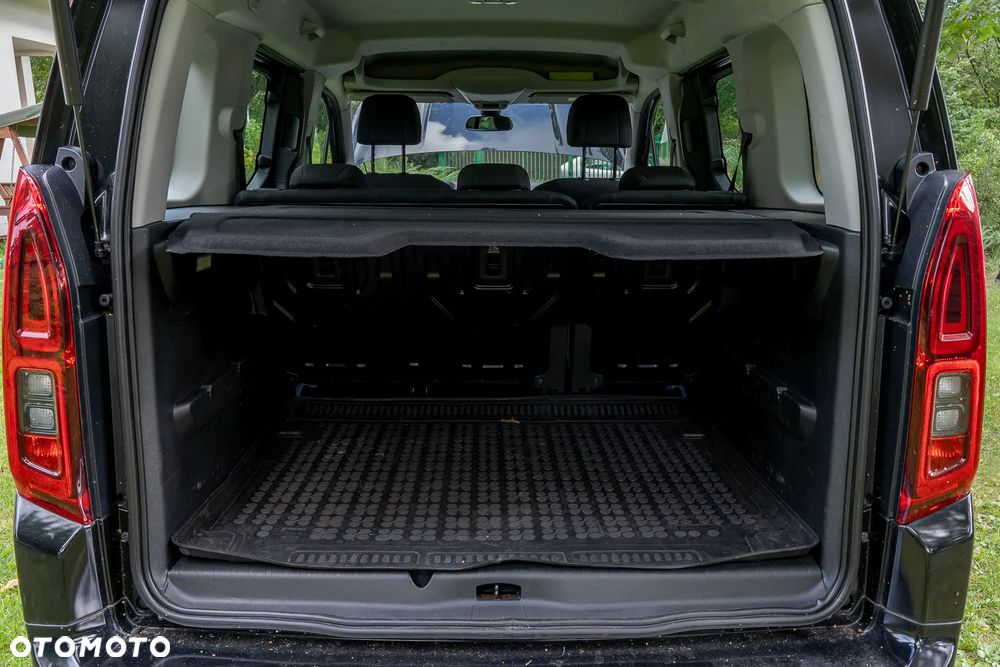 Opel Combo 1.5 CDTI Essentia S&S - 15