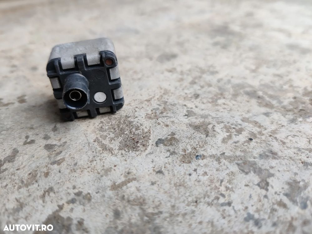 Camera fata / spate Land Range Rover Evoque 2 L551 Discovery Defender Velar Jaguar L8B2-19H422-AD - 3