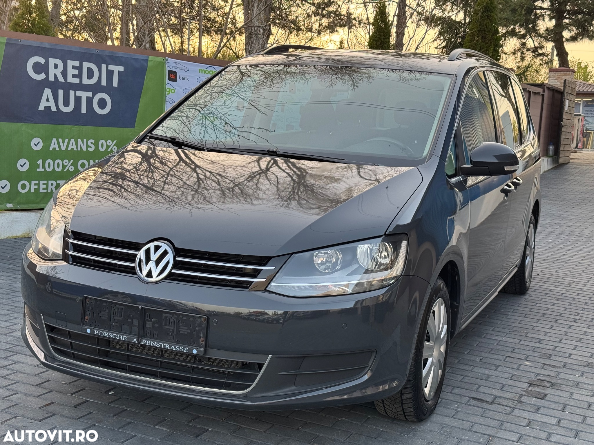 Volkswagen Sharan 2.0 TDI BlueMotion Technology Life - 14