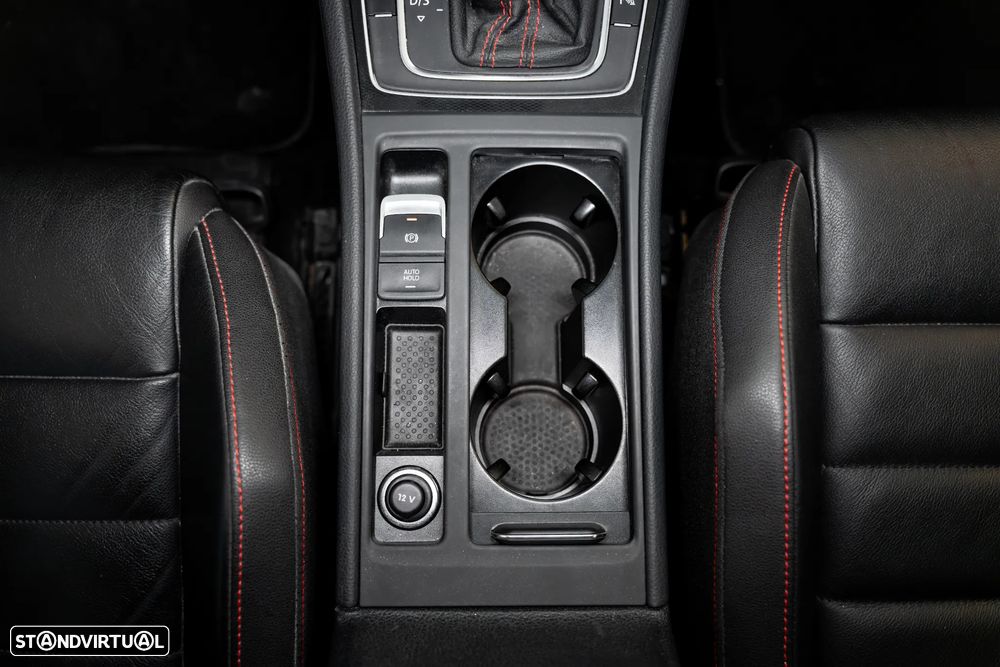 VW Golf GTI Performance BlueMotion DSG - 21