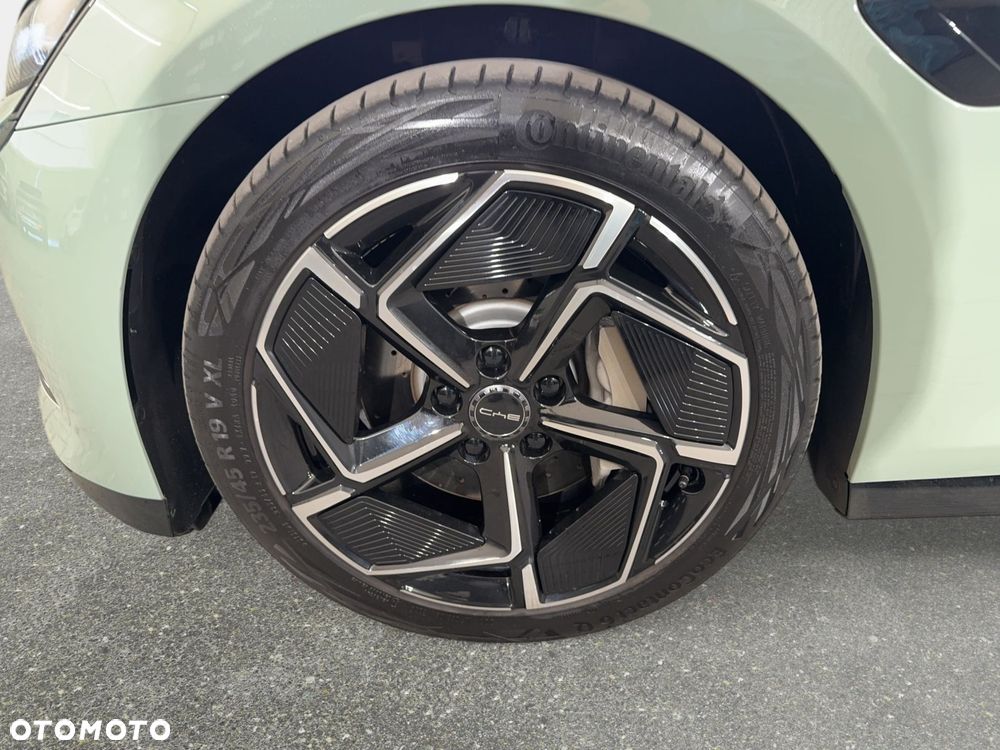 BYD Seal - 11