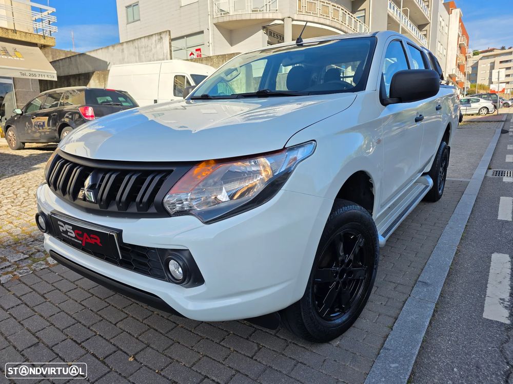 Mitsubishi L200 2.4 DI-D CD Invite 2WD - 28