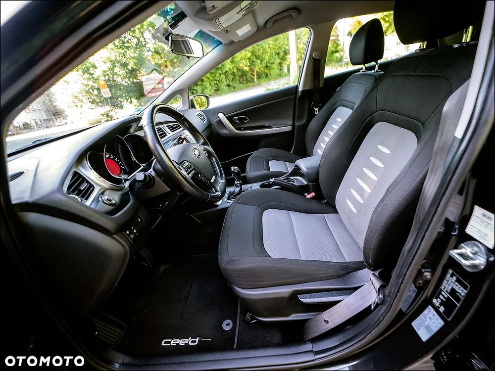 Kia Ceed - 18