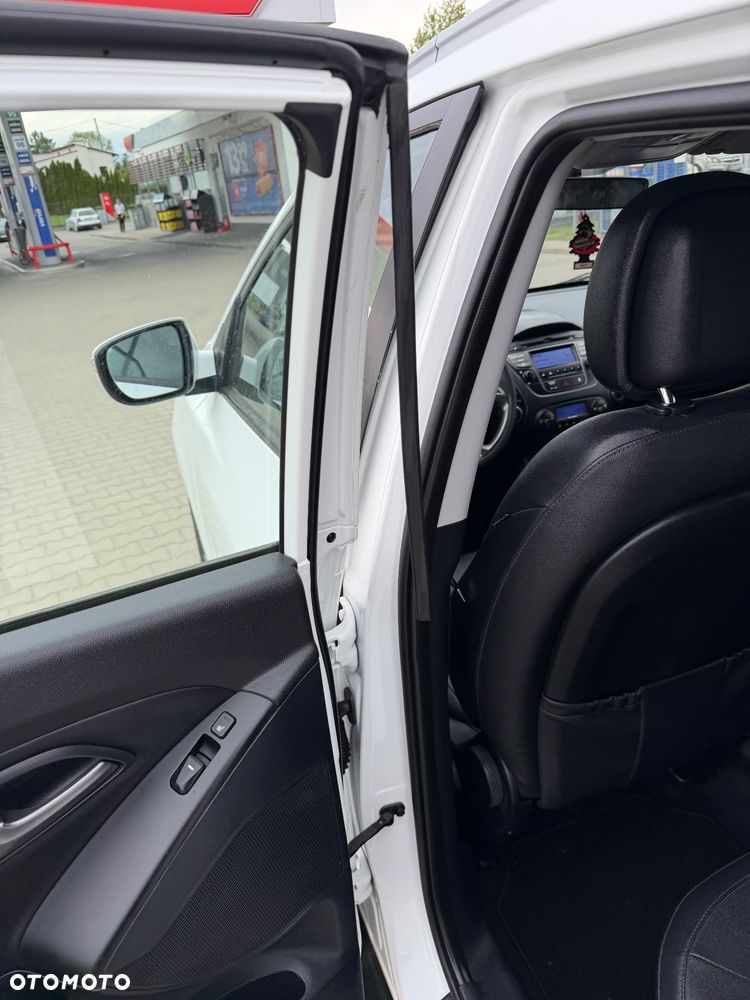 Hyundai ix35 - 15