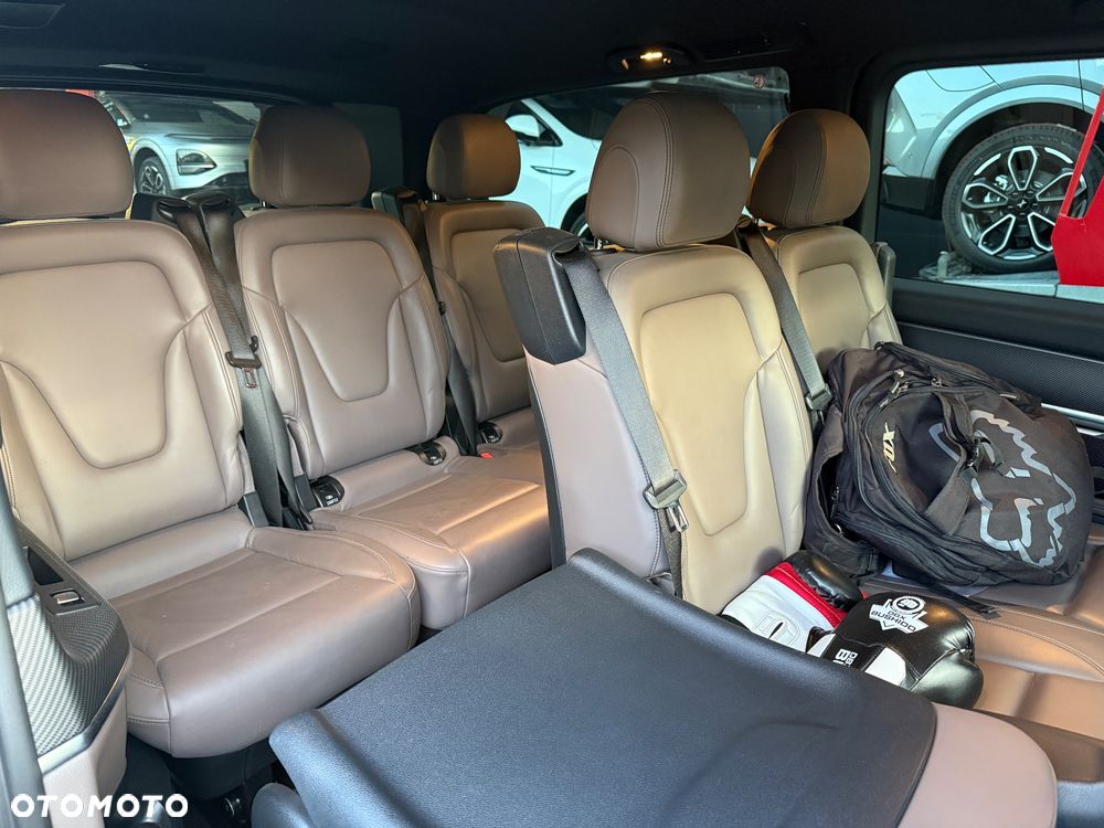 Mercedes-Benz Klasa V 300 d lang 9G-TRONIC Special Edition Avantgarde - 10