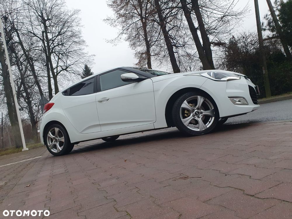 Hyundai Veloster 1.6 blue Style - 30