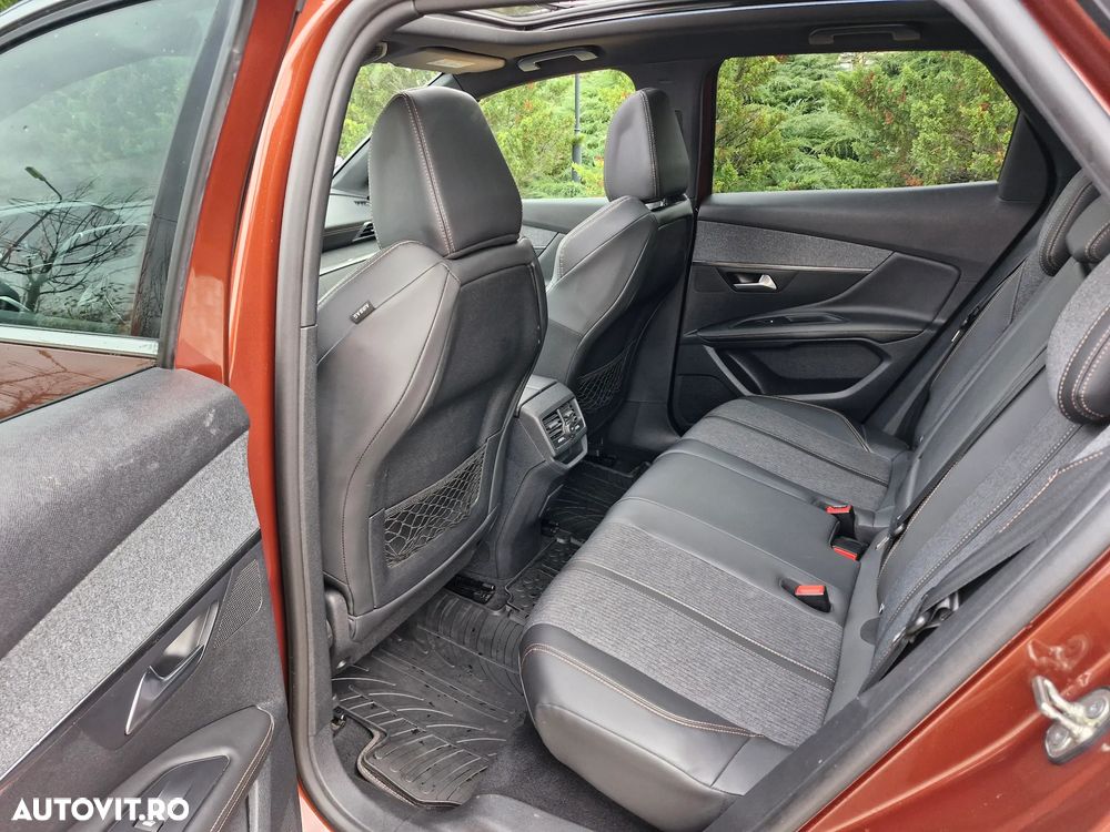 Peugeot 3008 PureTech 130 Stop & Start GPF Allure - 12