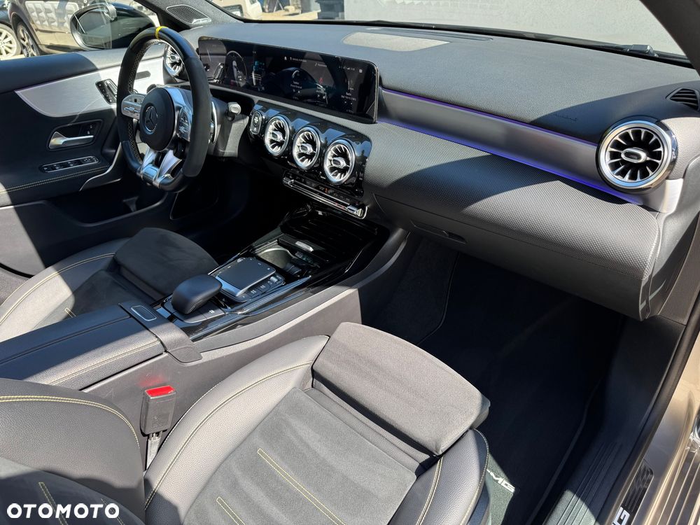 Mercedes-Benz Klasa A 45 S AMG 4-Matic 8G-DCT - 17