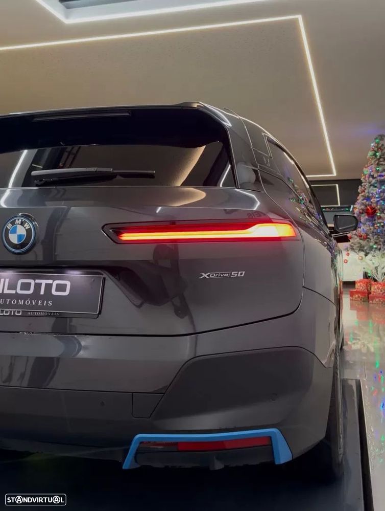 BMW iX xDrive 50 Pack Desportivo - 10