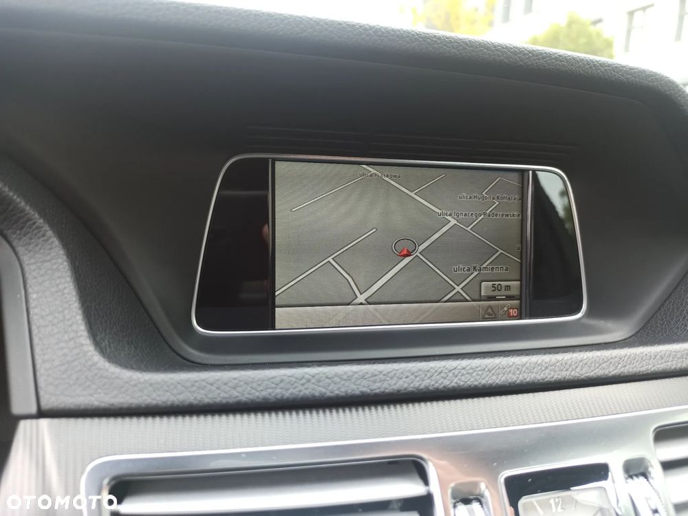 Mercedes-Benz Klasa E 250 CDI 7G-TRONIC Elegance - 35