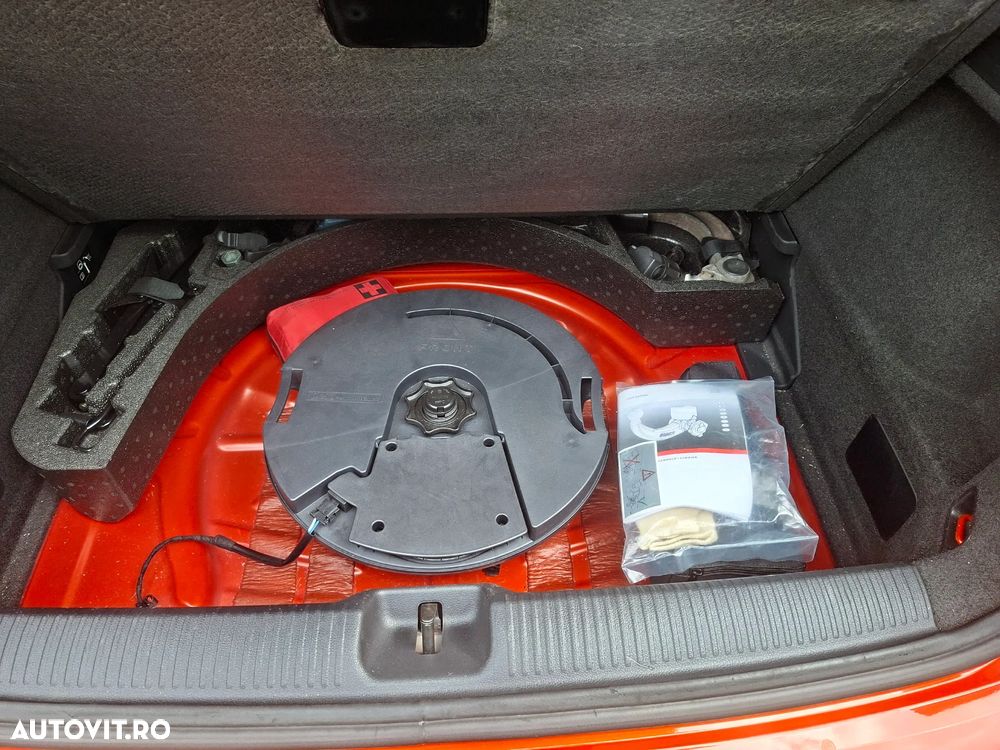 Audi Q2 2.0 TDI quattro S tronic sport - 10