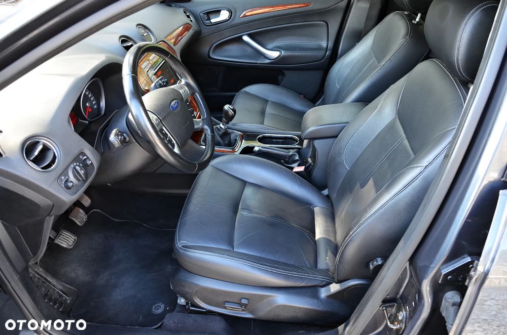 Ford Mondeo 2.0 TDCi Titanium - 26