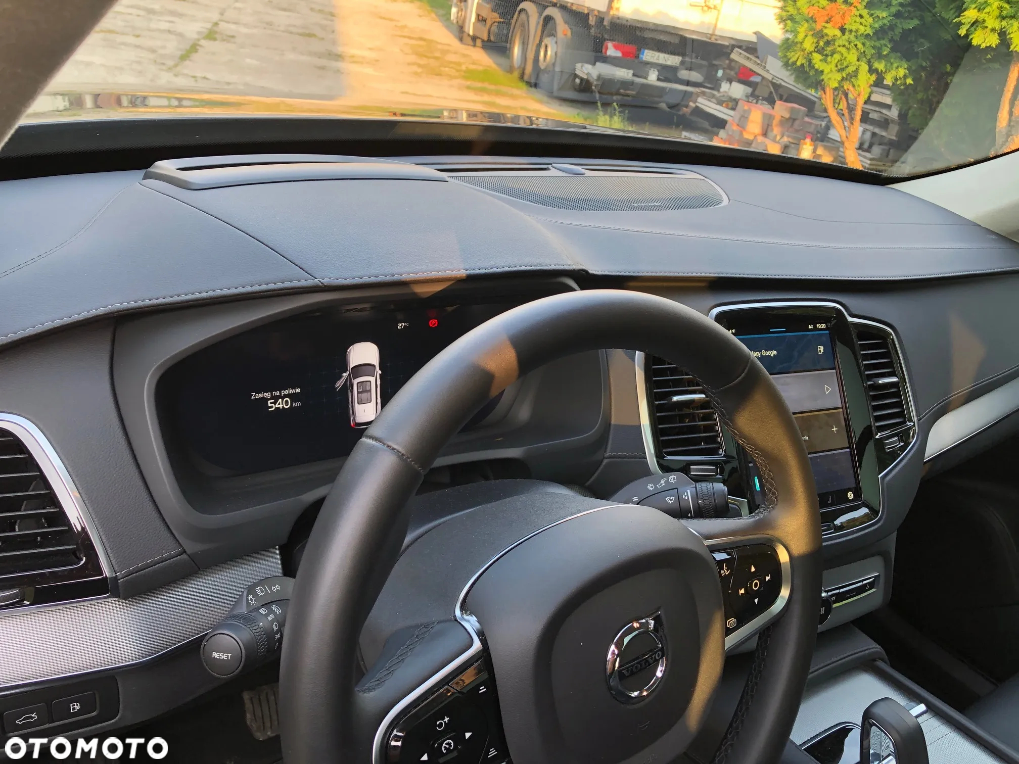 Volvo XC 90 - 12