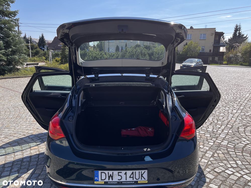 Opel Astra 1.4 T Enjoy - 14