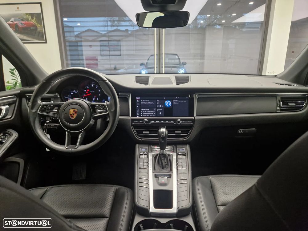 Porsche Macan Standard - 32