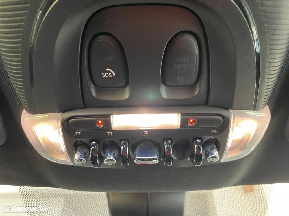 MINI Countryman Cooper SE ALL4 Auto - 25