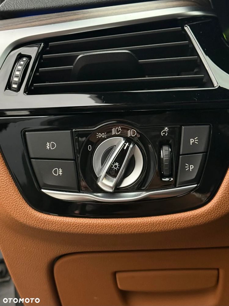 BMW Seria 5 530d xDrive M Sport sport - 21