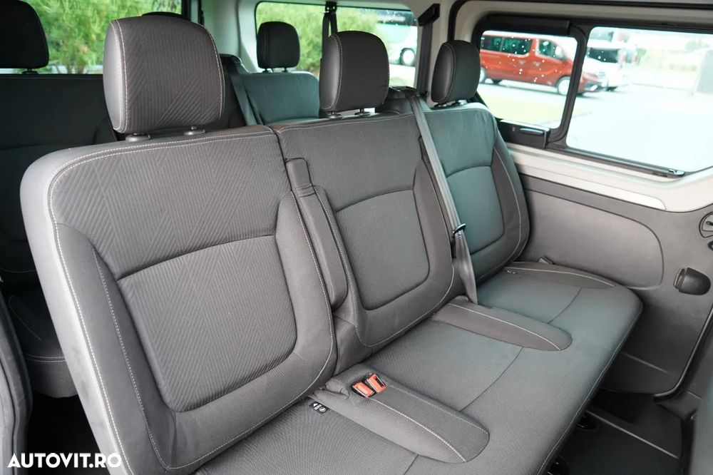 Renault TRAFIC III / BUS / 9 MIEJSC / 2020 ROK / SERWISOWANY / EURO 6 - 33
