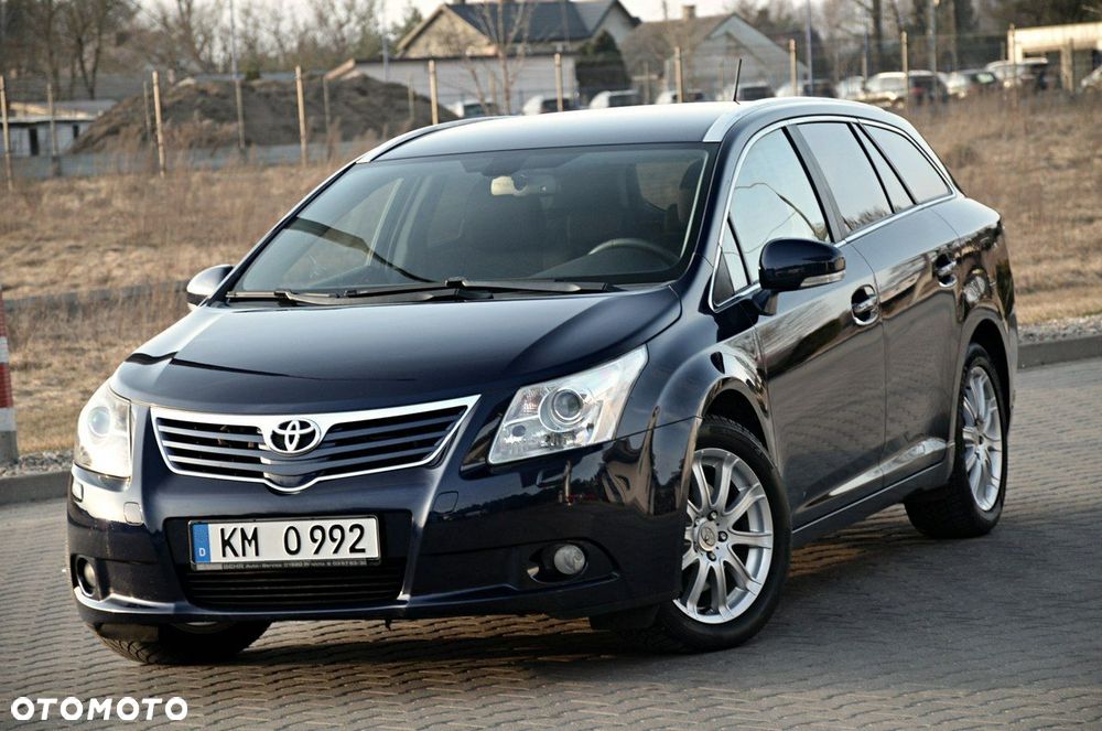 Toyota Avensis - 5