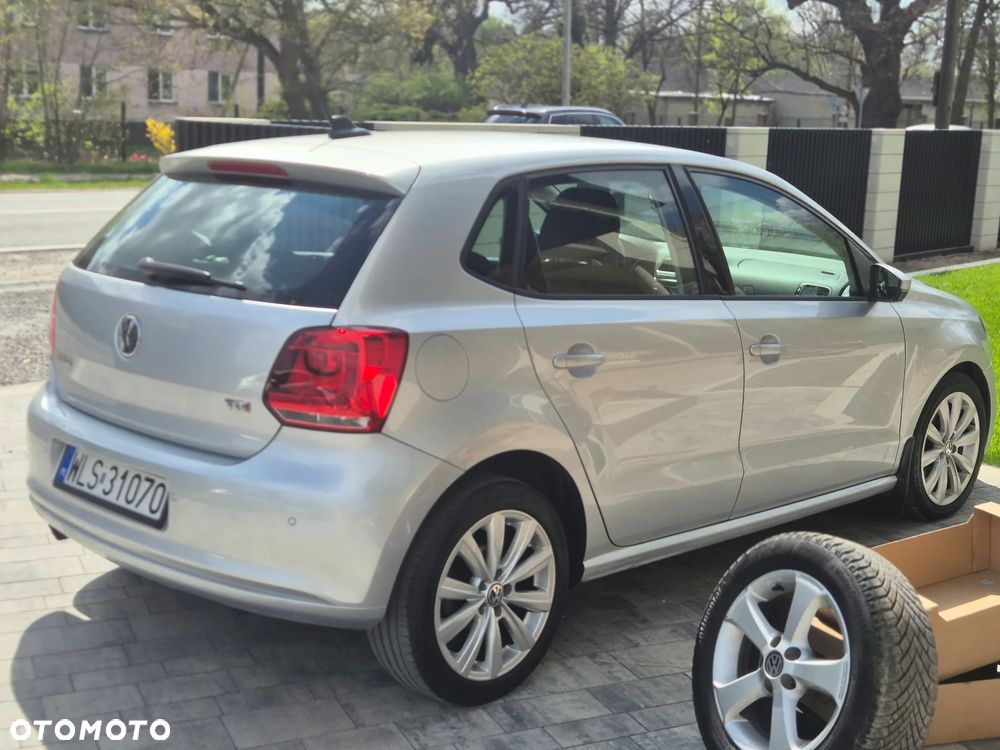 Volkswagen Polo 1.6 TDI Highline - 9