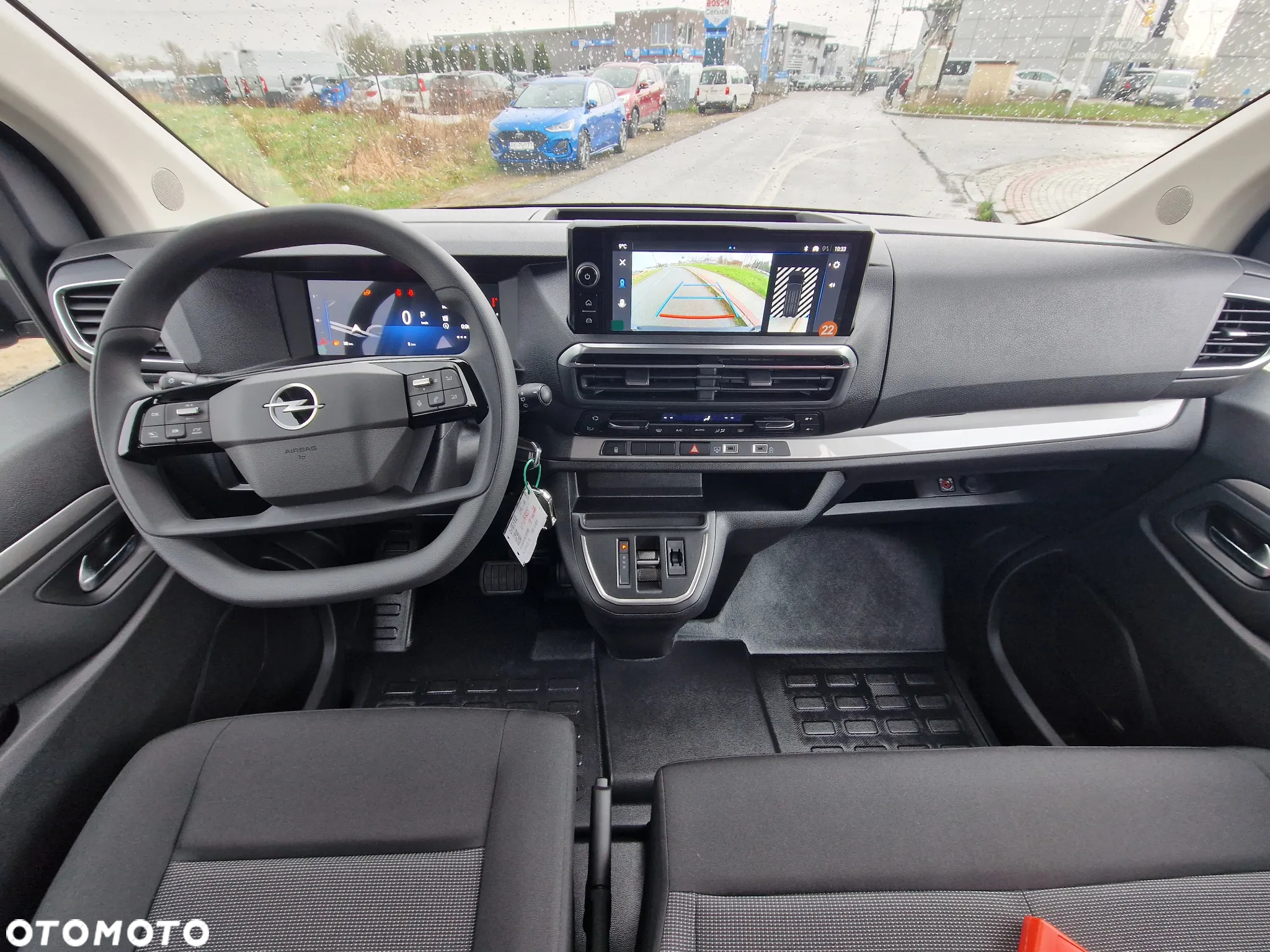 Opel Vivaro - 24