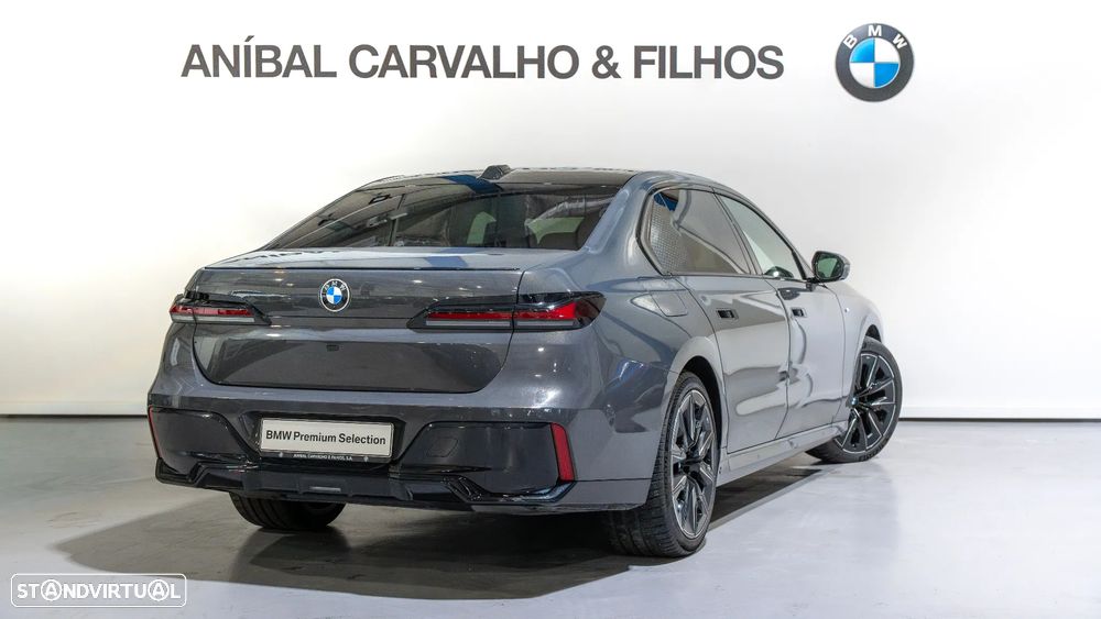 BMW 740 d xDrive Pack Desportivo M Pro - 3