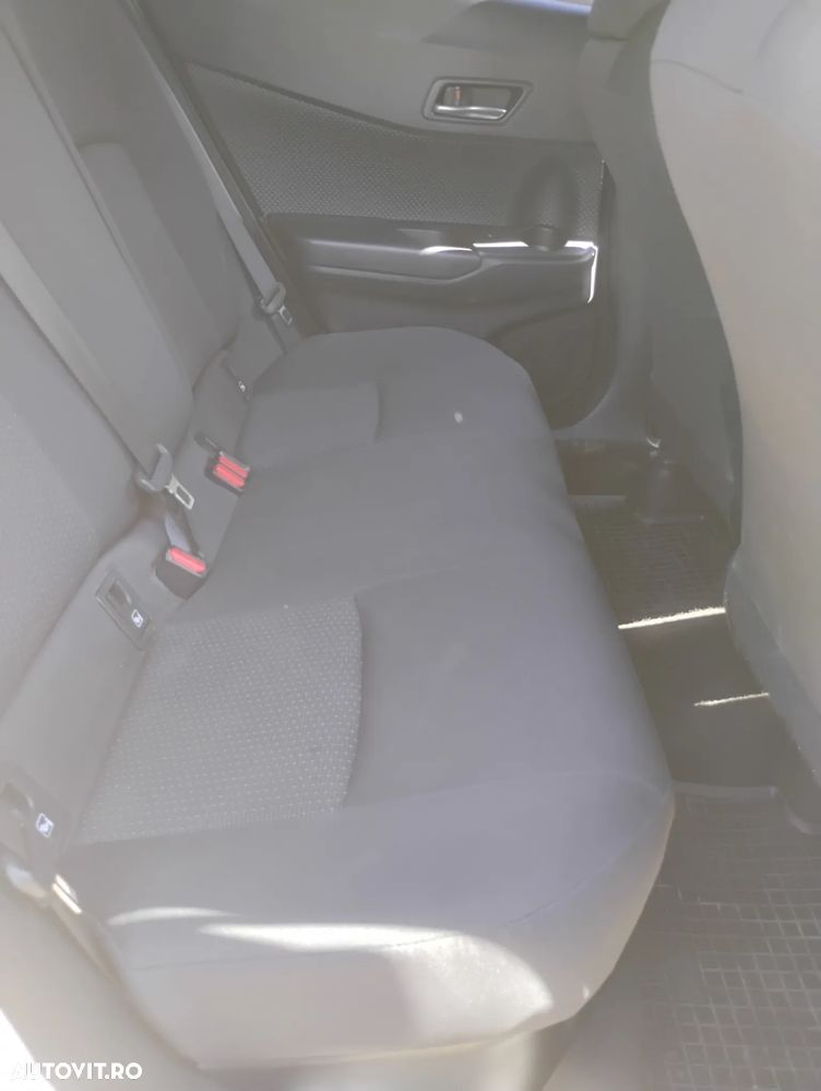 Toyota C-HR - 6
