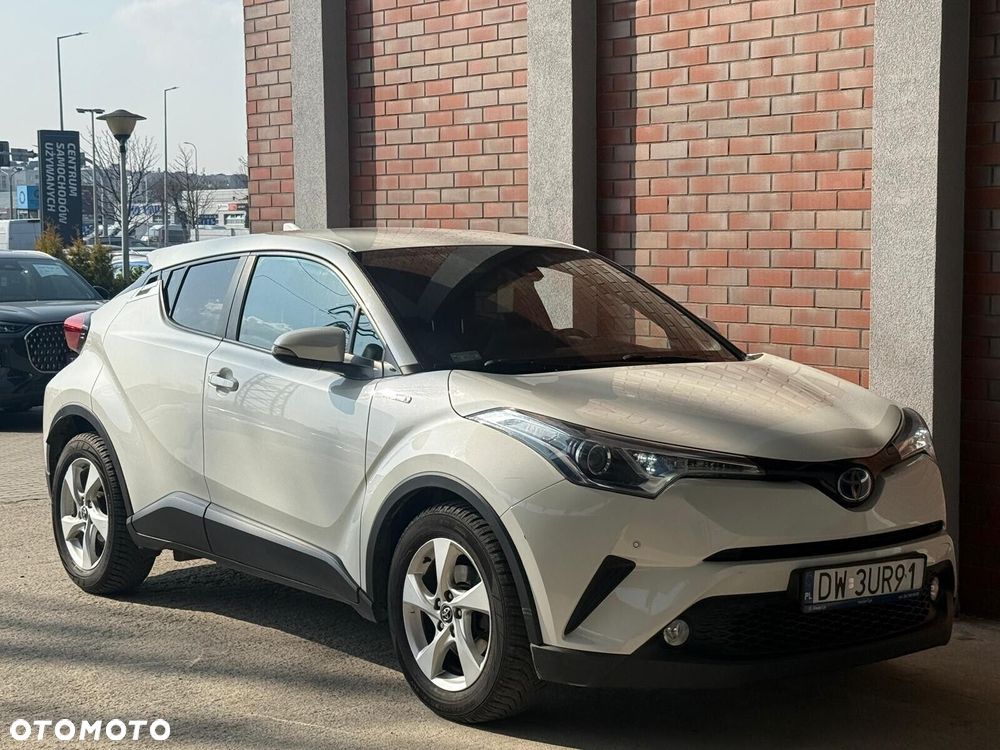 Toyota C-HR - 3