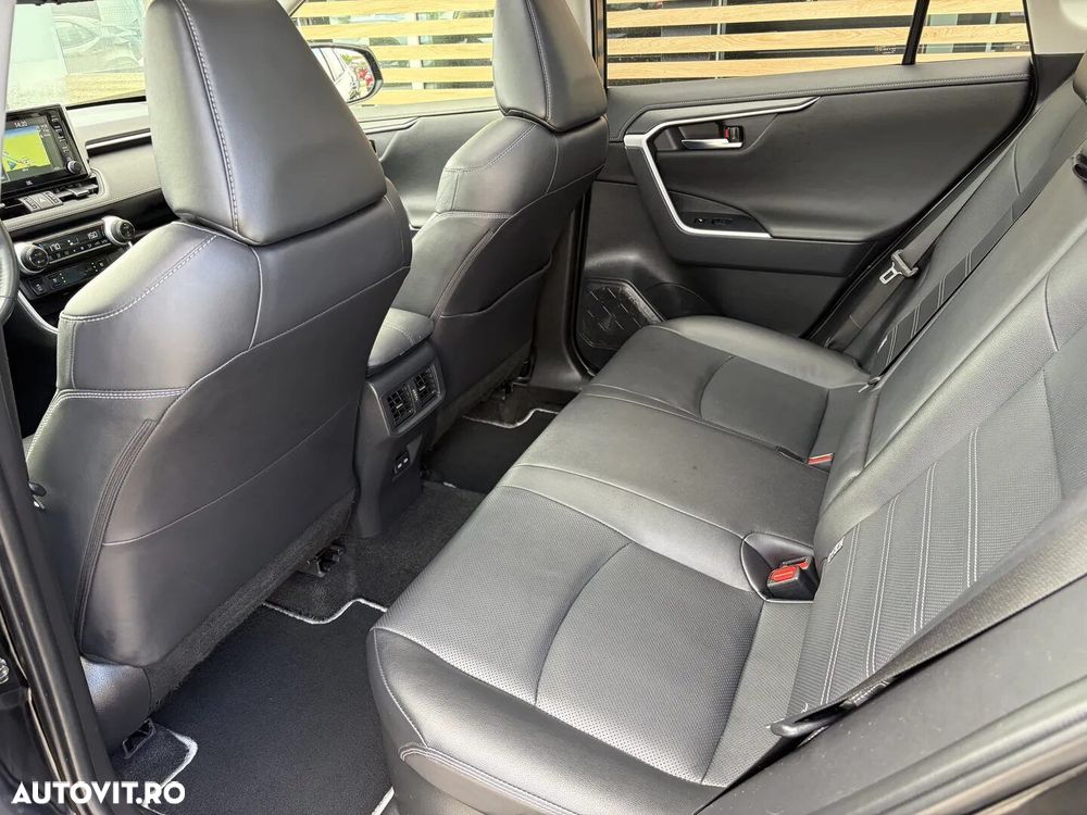 Toyota RAV4 2.5 VVT-iE 4x4 Luxury Premium - 13
