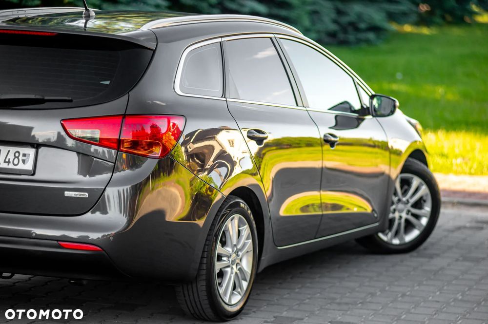 Kia Ceed 1.6 GDI Business Line - 10