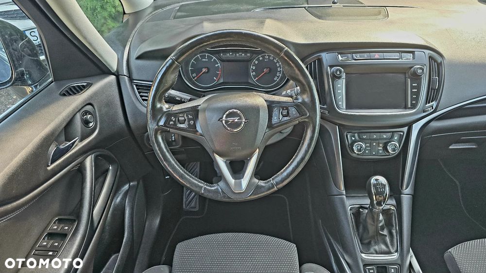 Opel Zafira Tourer 1.6 ECOTEC DIT ecoFLEX Start/Stop Business Innovation - 18