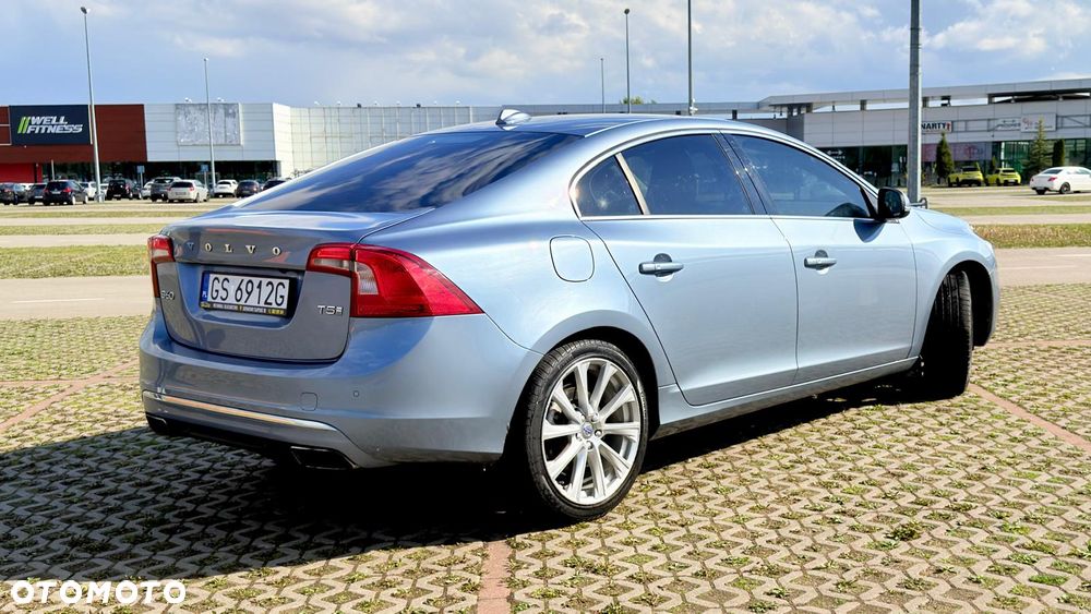 Volvo S60 T5 Geartronic Momentum - 3