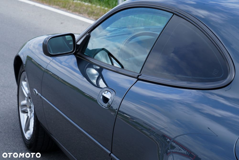 Jaguar XK8 - 3
