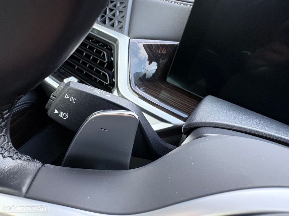 BMW X5 50 e xDrive Pack M Desportivo Pro - 44