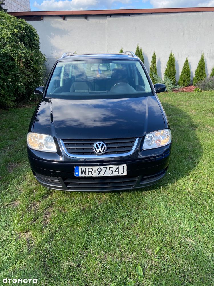 Volkswagen Touran 1.9 TDI Highline - 3