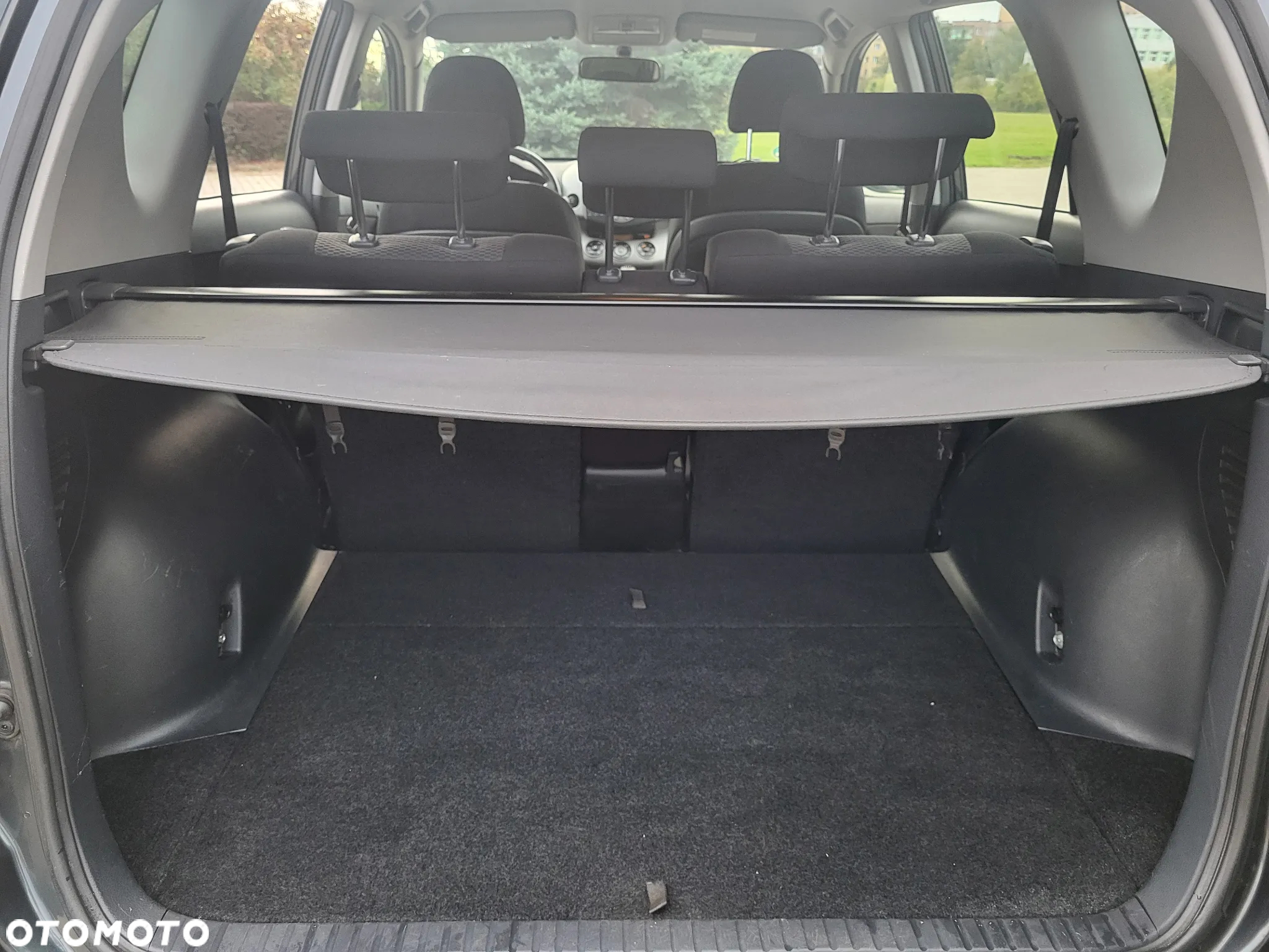 Toyota RAV4 2.0 VVT-i Sol - 20