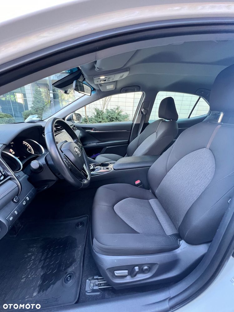 Toyota Camry 2.5 Hybrid Prestige CVT - 10