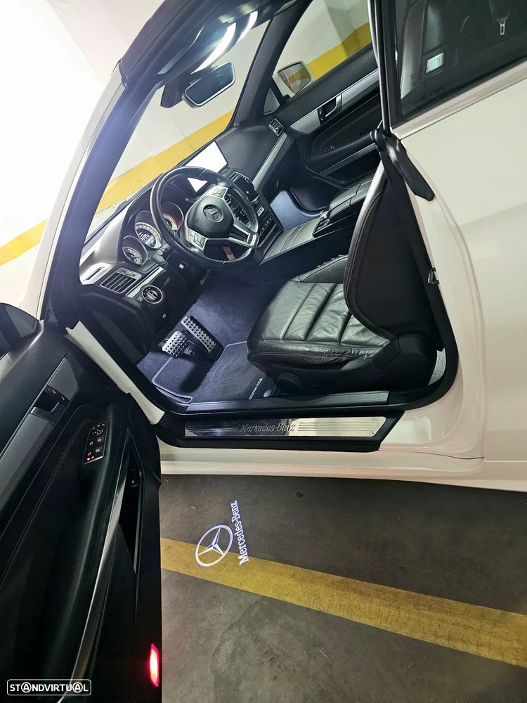 Mercedes-Benz E 220 - 25