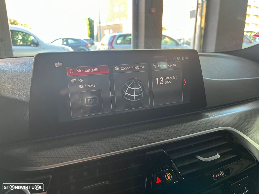 BMW 530 e iPerformance Pack M - 21