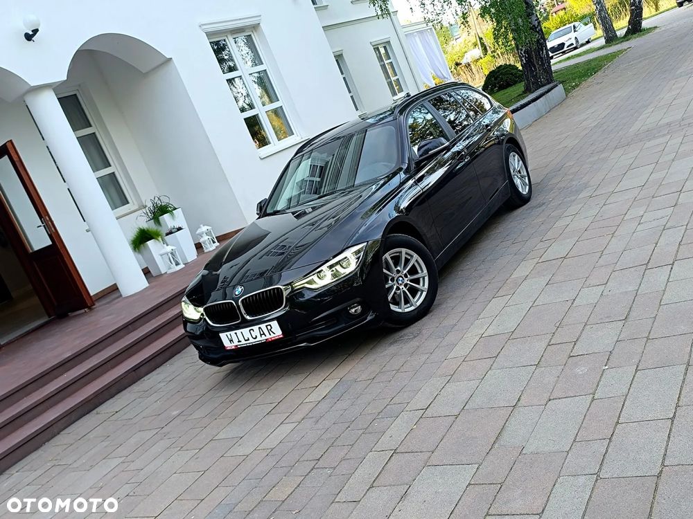 BMW Seria 3 318d DPF Edition Lifestyle - 41
