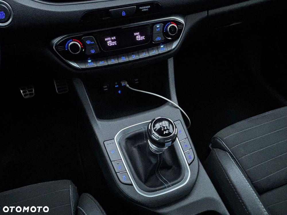 Hyundai i30 N - 22