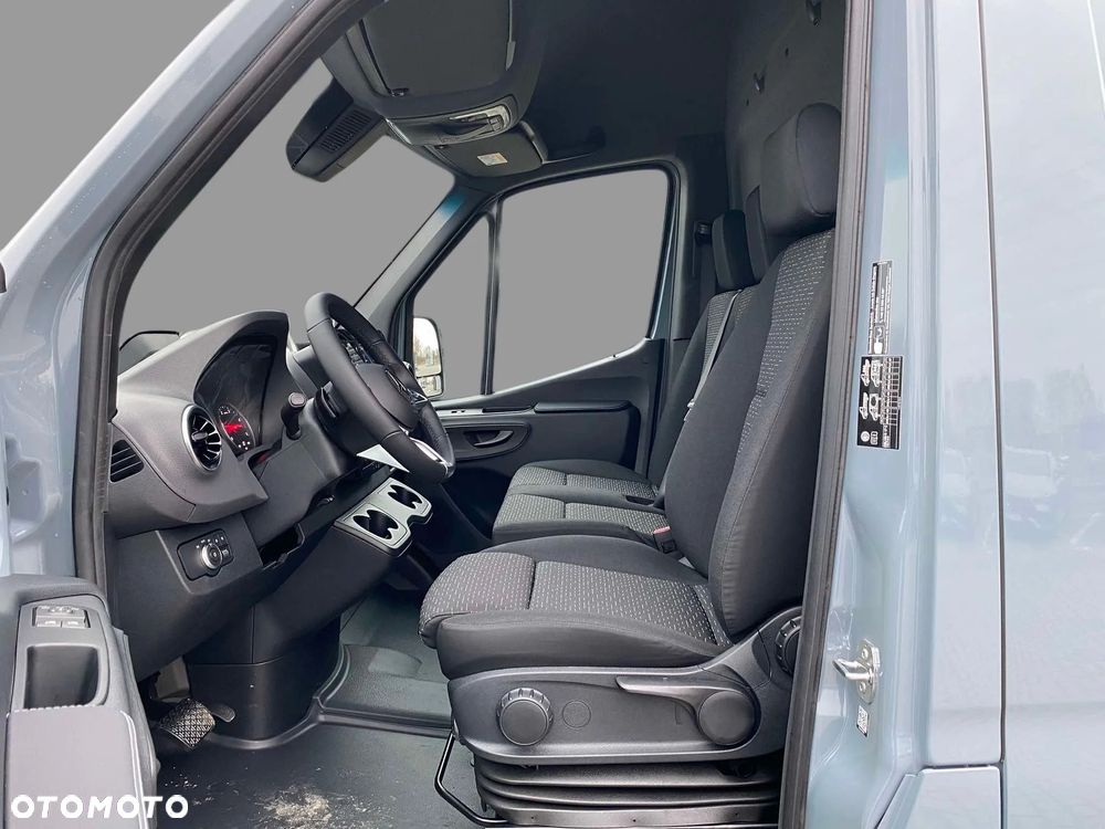 Mercedes-Benz Sprinter 319 CDI KA OM654 długi PRO - 9