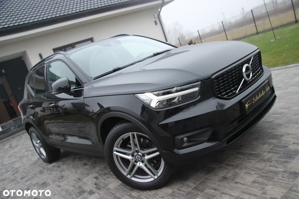 Volvo XC 40 D4 AWD Geartronic R-Design - 25