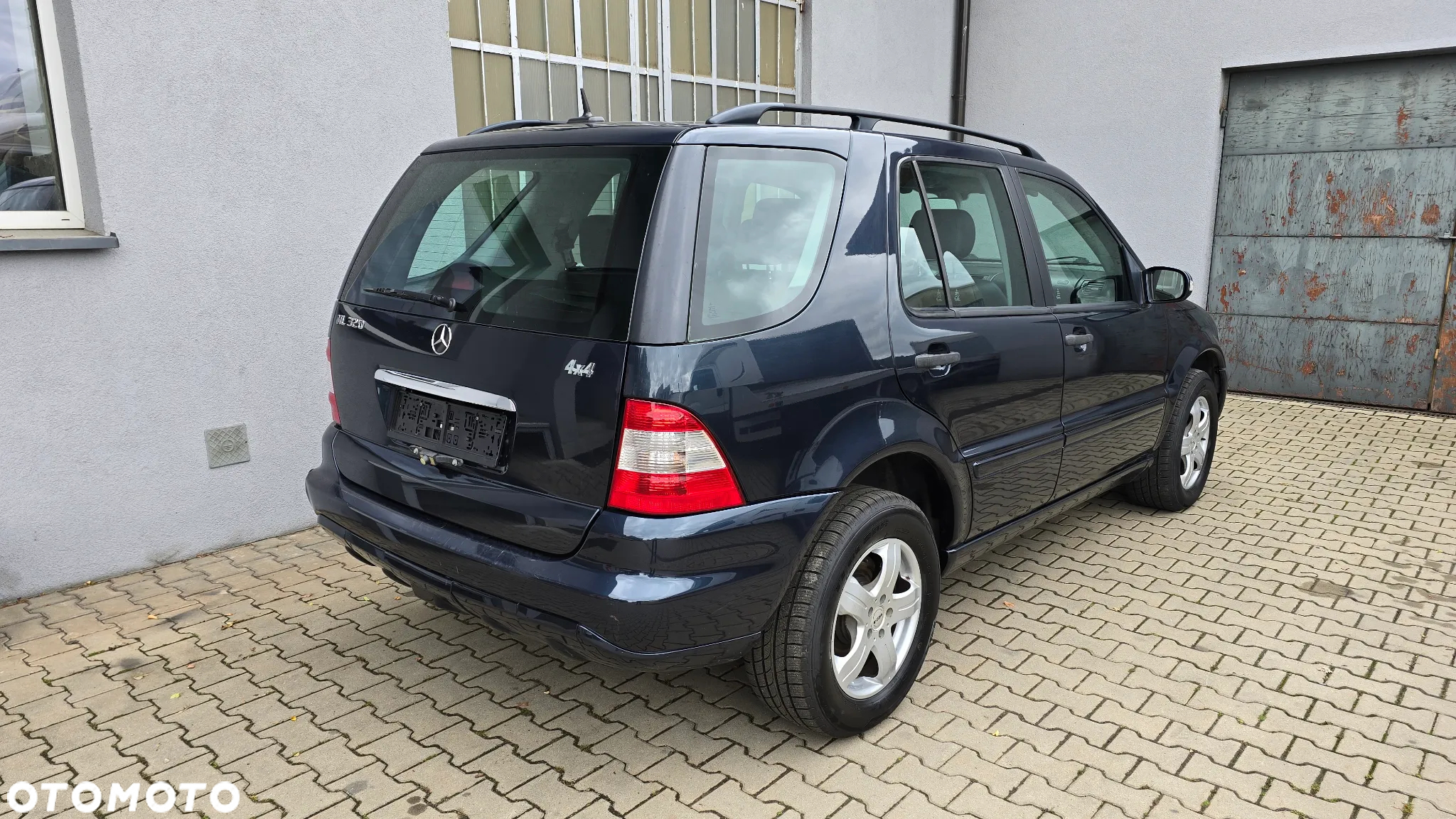 Mercedes-Benz ML 320 - 4