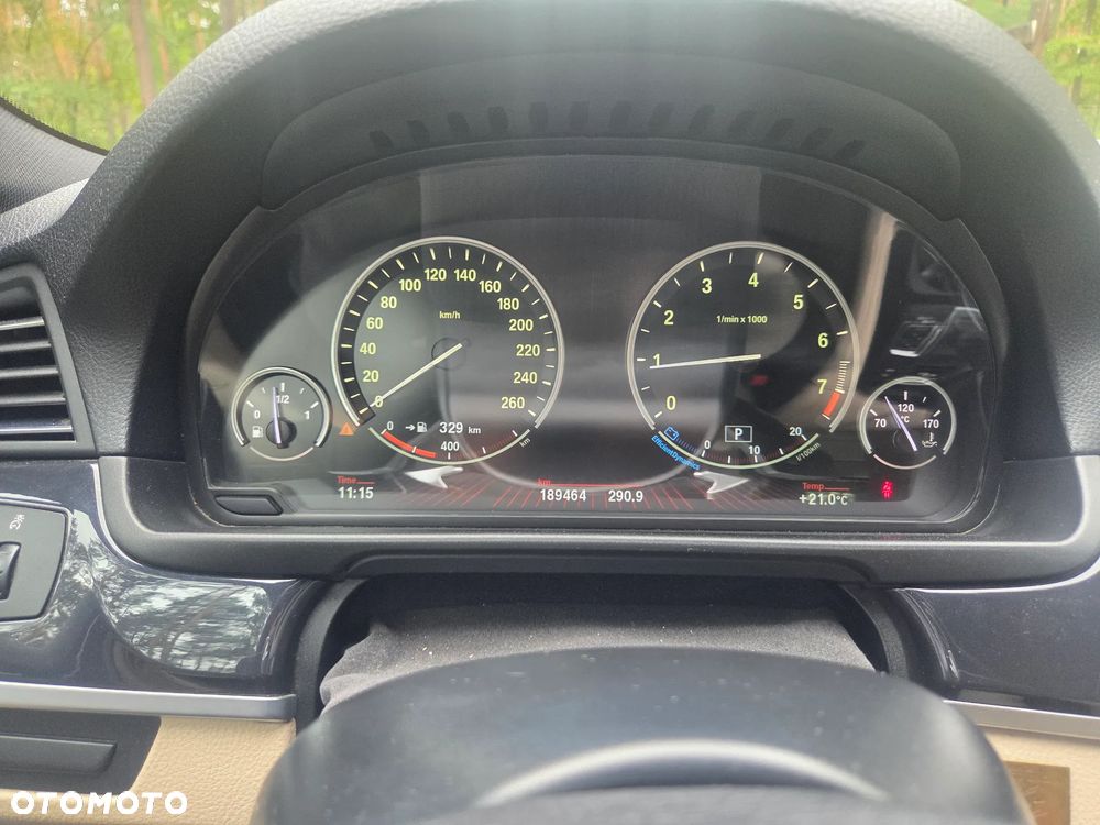 BMW Seria 5 - 24