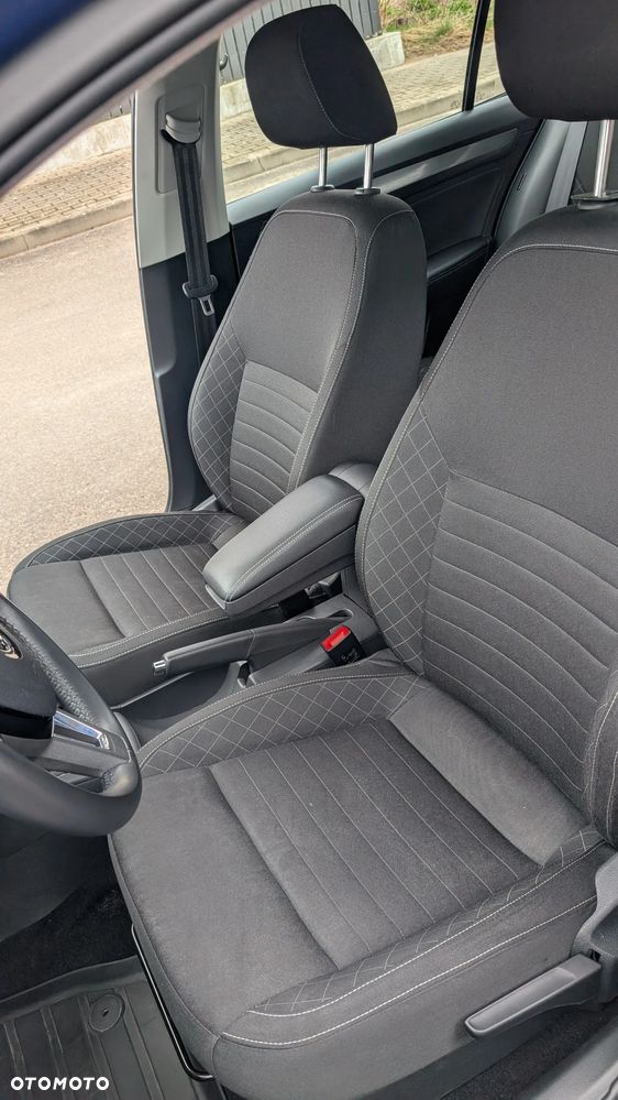 Skoda RAPID 1.0 TSI Style - 28